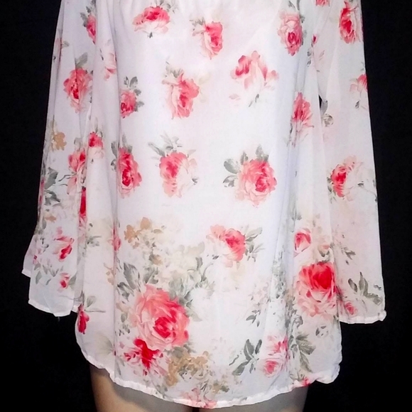 Floral Off The Shoulder Top - Picture 2 of 12